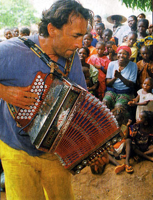 Hubert von Goisern in Africa