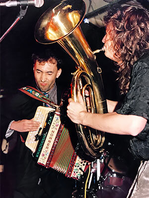 Hubert von Goisern - Roter Engel. Foto: Helmut Stern, © stern-press