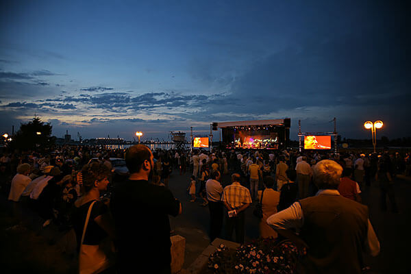 Linz Europa Tour - Konzert in Tulcea