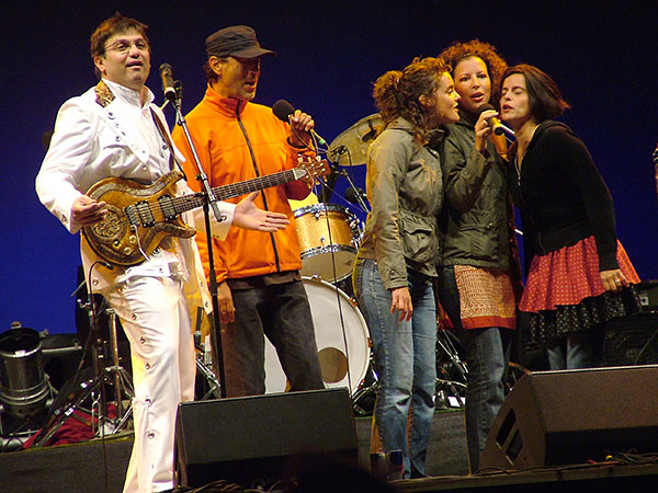 Linz Europa Tour - Rambo Amadeus und Hubert von Goisern