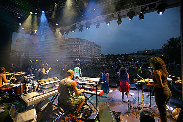 Linz Europa Tour - Blick von der Bühne aus